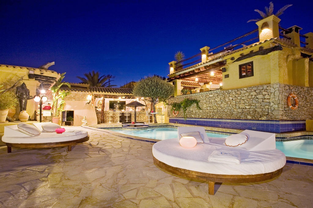 pikes hotel ibiza
